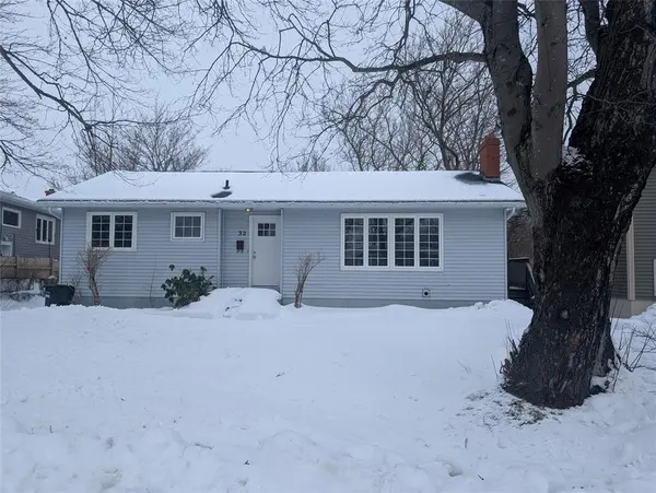 32 DUNDAS Street, St. John`s, NL A1B 1X2