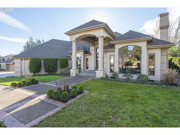 West Linn, OR 97068,3540 RIVERKNOLL WAY