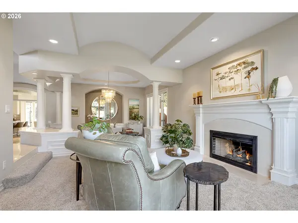 3540 RIVERKNOLL WAY, West Linn, OR 97068