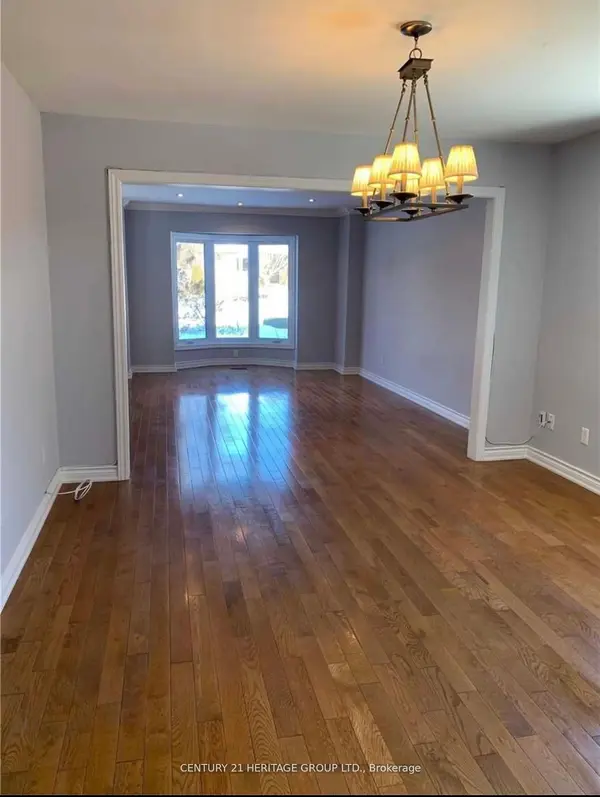 Aurora, ON L4G 2T8,27 Hammond DR #Main