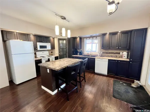 412 2nd STREET E, Wilkie, SK S0K 4W0