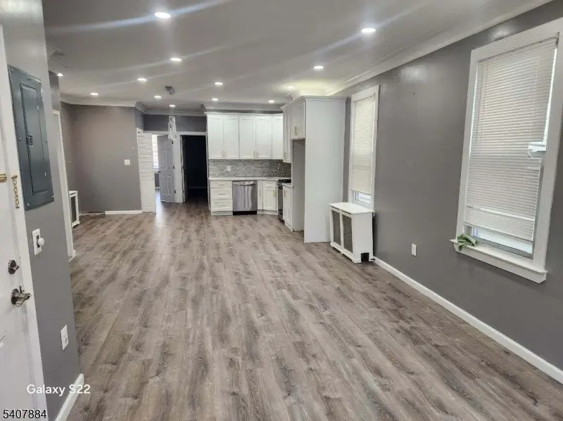 575 N 9Th St, Newark City, NJ 07107