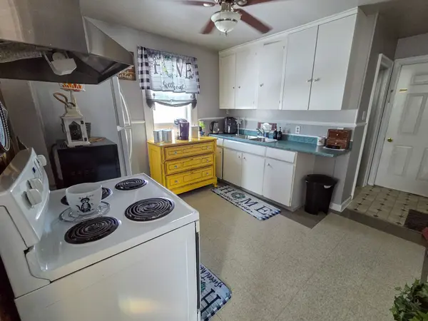 40 Taylor AVE, Kirkland Lake, ON P2N 2L1