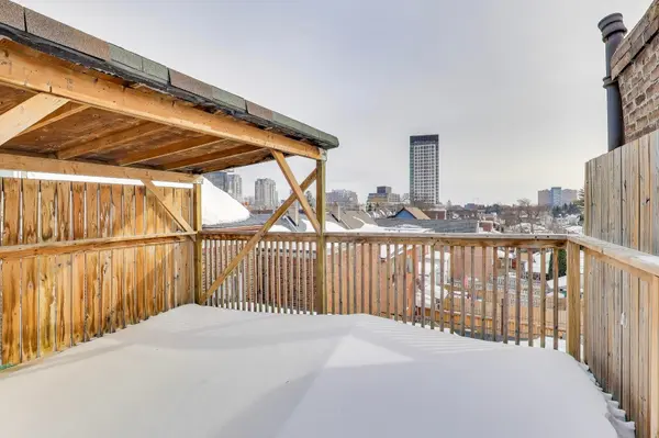 1895 Davenport RD, Toronto W03, ON M6N 1C1