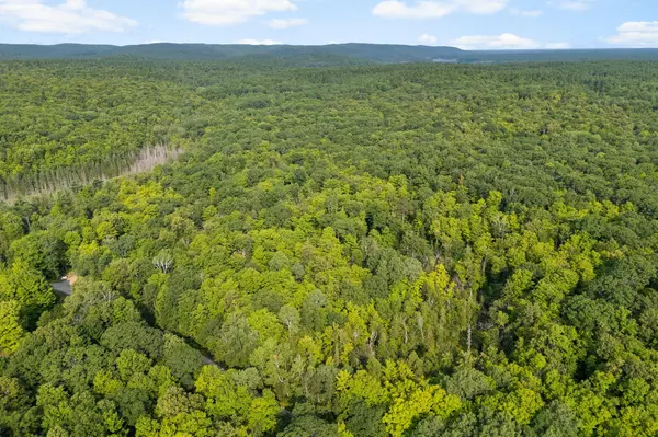 Greater Madawaska, ON K0J 1H0,005 Crestview DR