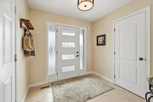 Hamilton, ON L0R 1C0,41 Tanglewood DR