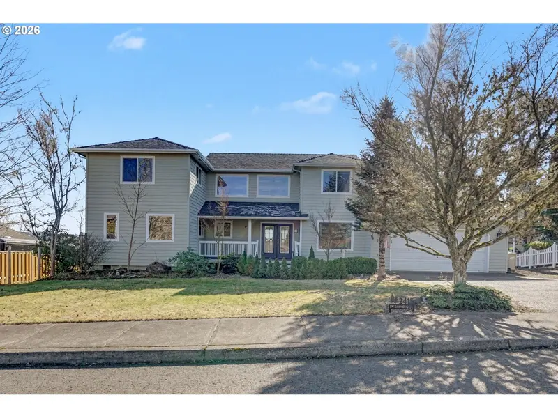 2415 SW OAKWOOD DR, Dallas, OR 97338