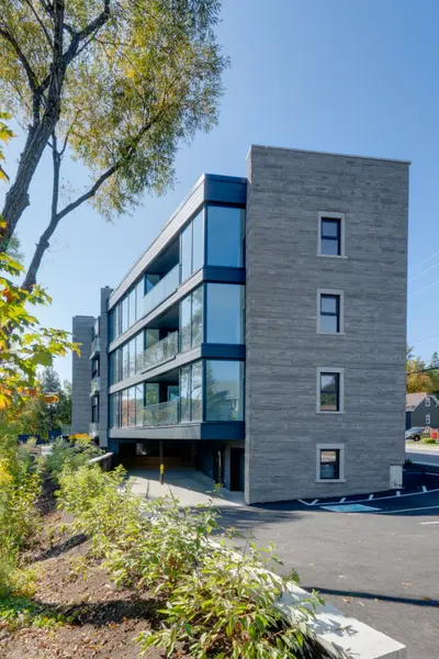 32 Brunel RD #105, Huntsville, ON P1H 1P5