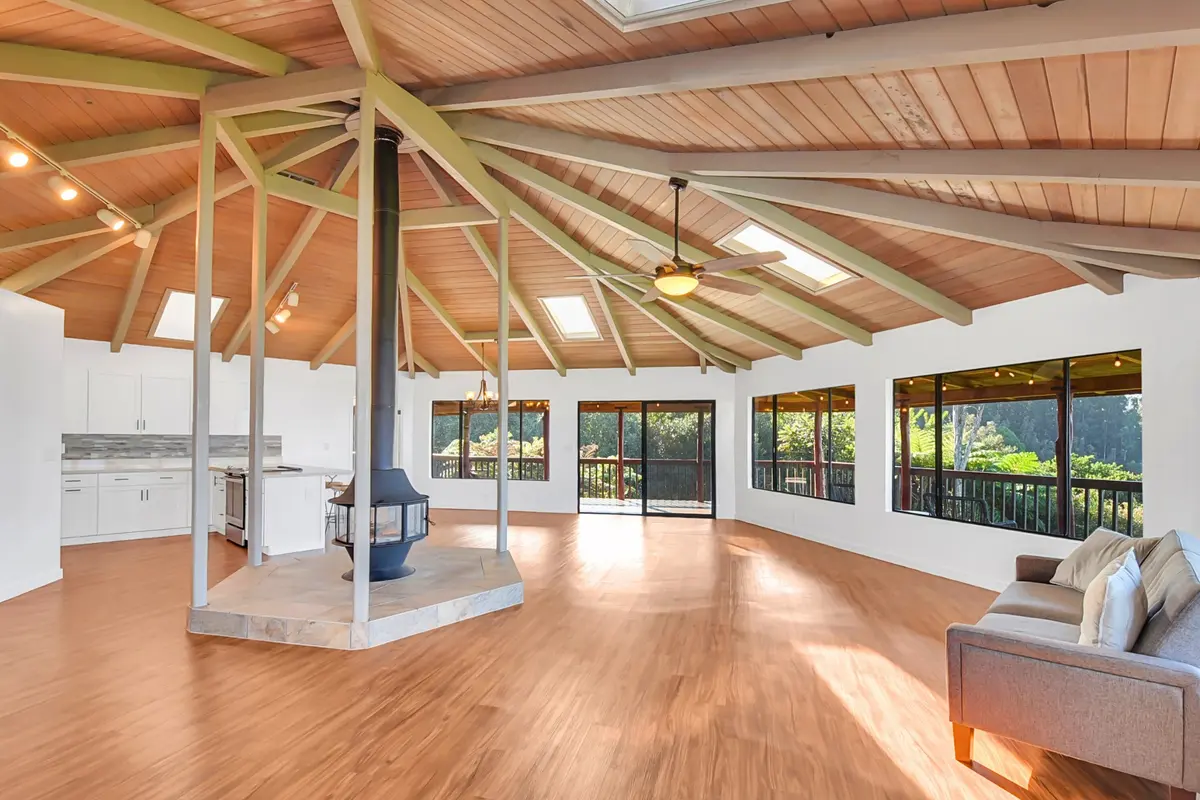 75-5545 HAHAI ST, Holualoa, HI 96725