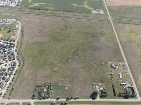 1325 Cassils RD, Brooks, AB T1R 0C7