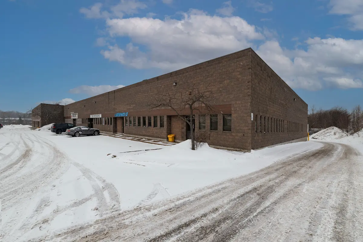 695 Westney RD S #11-14, Ajax, ON L1S 6M9