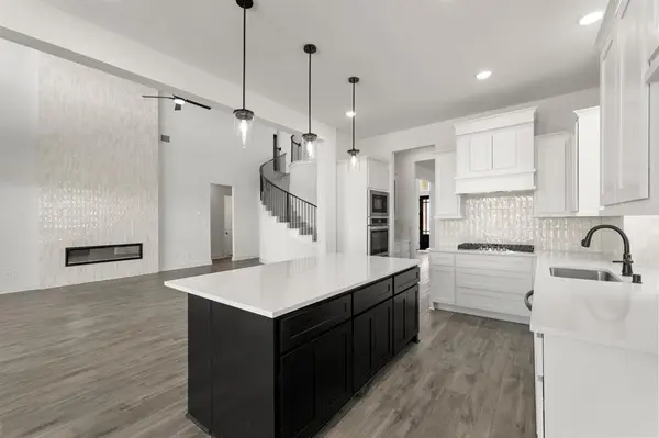 1906 Sweetwater Drive, Forney, TX 75126