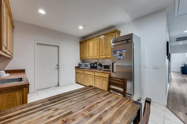 2028 Bedford Road, Bedford, TX 76021