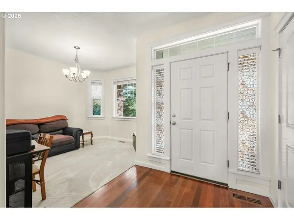 Carlton, OR 97111,437 N 8TH PL