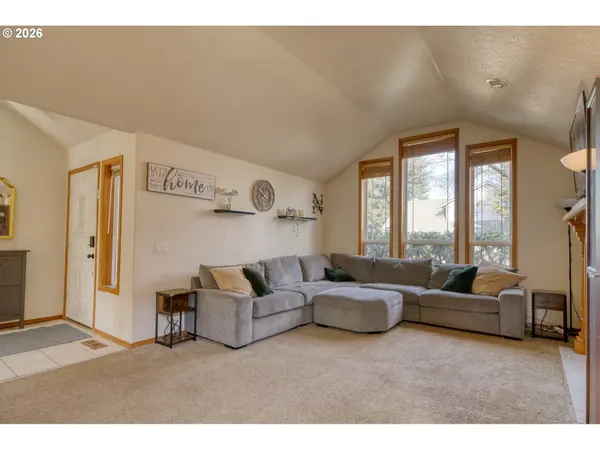 Scappoose, OR 97056,33280 LINDEN ST