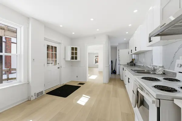 43 Dunbar ST, Belleville, ON K8P 3R6