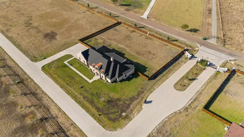 1411 Greyridge Terrace, Midlothian, TX 75167