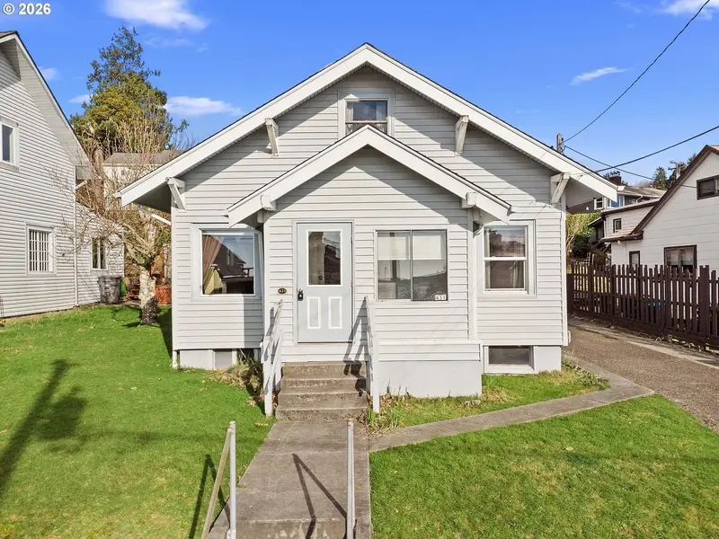 431 Chinook AVE, Astoria, OR 97103