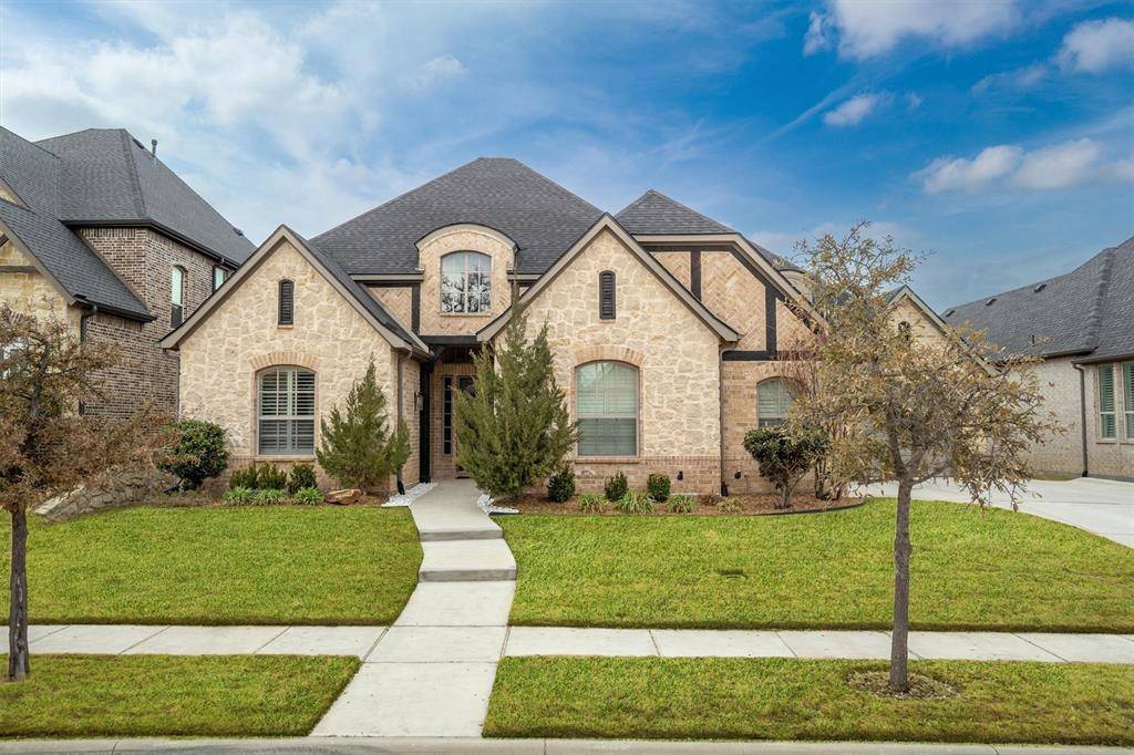 329 Nora Lane, Argyle, TX 76226