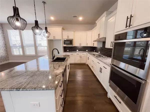 Rowlett, TX 75088,2221 Laguna Drive