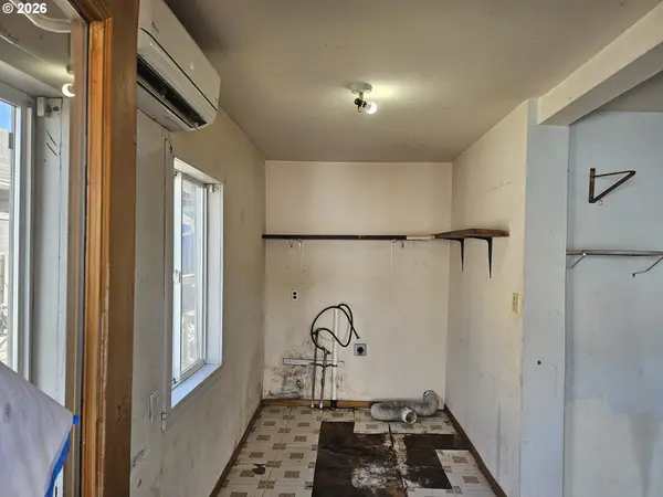 45 W JEFFERSON ST, Huntington, OR 97907