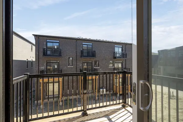 29 Drainie ST, Vaughan, ON L4H 5J3