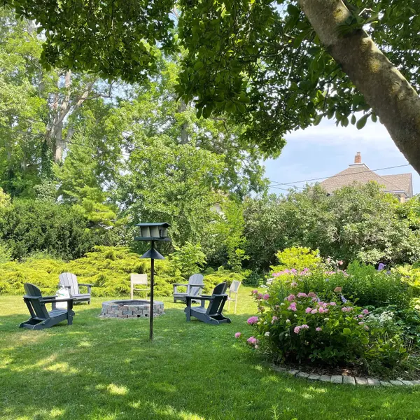 Goderich, ON N7A 1R9,261 Cobourg ST