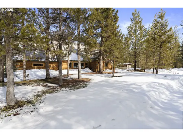 140643 KAMLOOP LN, Gilchrist, OR 97737