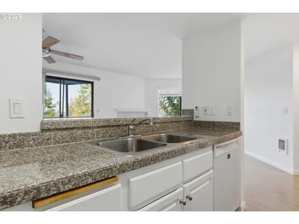 10168 SE TALBERT ST, Clackamas, OR 97015