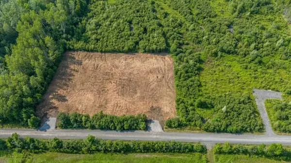 13833 Mels LN, South Dundas, ON K0C 2H0