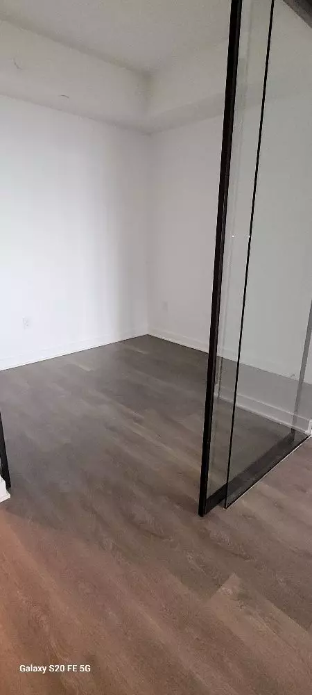 Toronto C08, ON M4Y 0J1,55 Charles ST E #2904