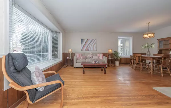 Toronto E09, ON M1G 2N5,7 Mountland DR