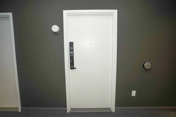 Mississauga, ON L5B 0M3,3900 Confederation Pkwy #522