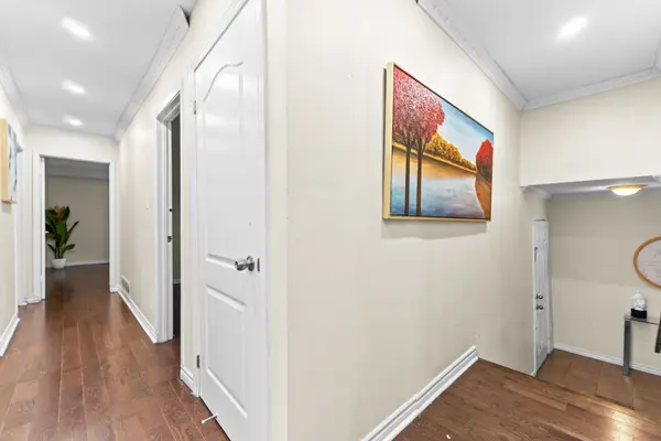 13 Linkdale RD, Brampton, ON L6V 3A1