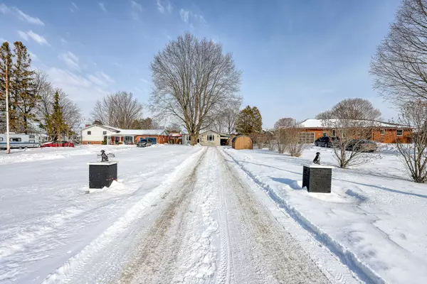 Bayham, ON N0J 1T0,53 Wellington ST