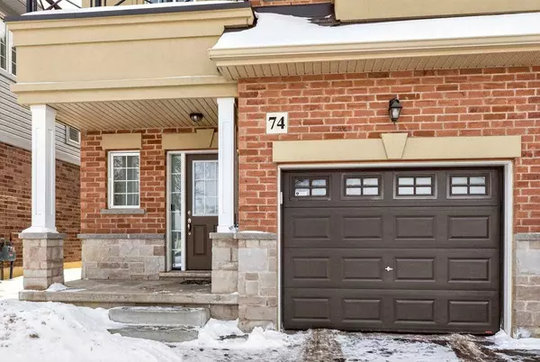 Hamilton, ON L9A 2P5,74 Bobolink RD