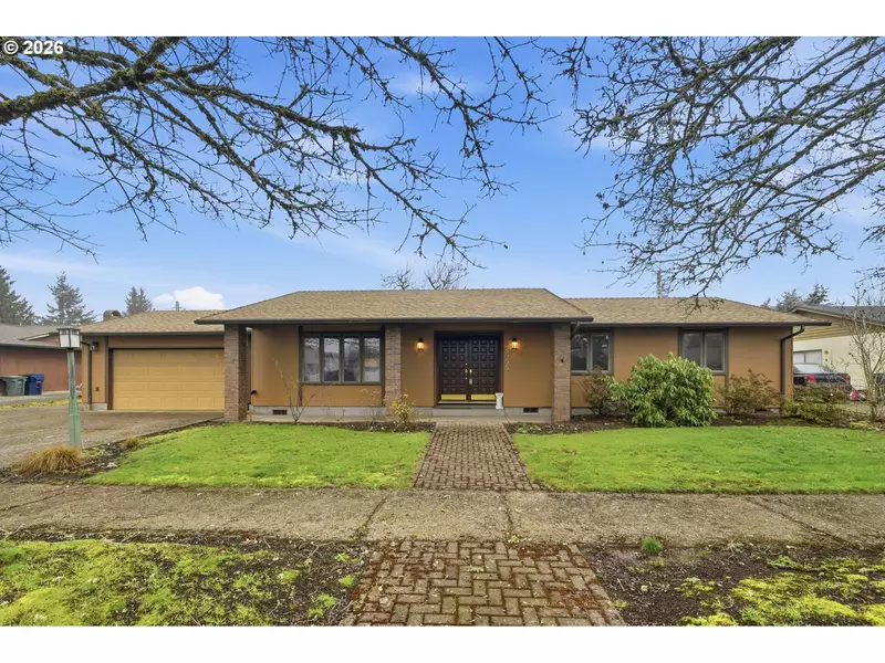 2555 15TH ST, Springfield, OR 97477