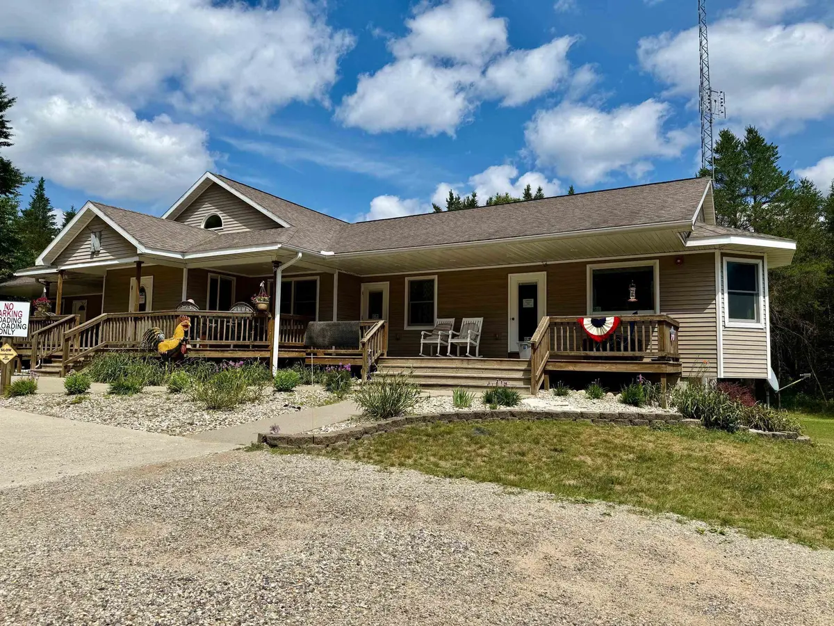 2035 & 2085 S 33 1/2 RD, Selma Twp, MI 49601