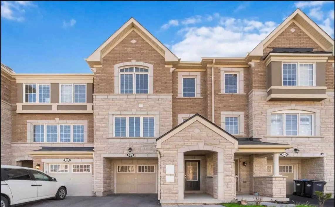 Brampton, ON L7A 0A8,96 Metro CRES