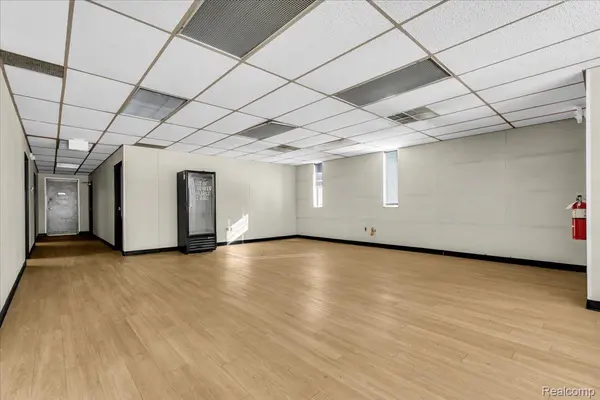 28800 Wall ST, Wixom, MI 48393