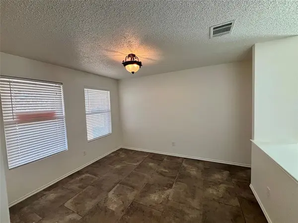 653 Condor Trail, Saginaw, TX 76131