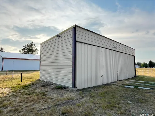 . Airport ROAD, Maple Creek, SK S0N 1N0