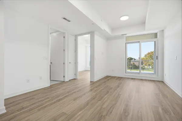 Toronto W04, ON M6B 3J7,722 Marlee AVE #304