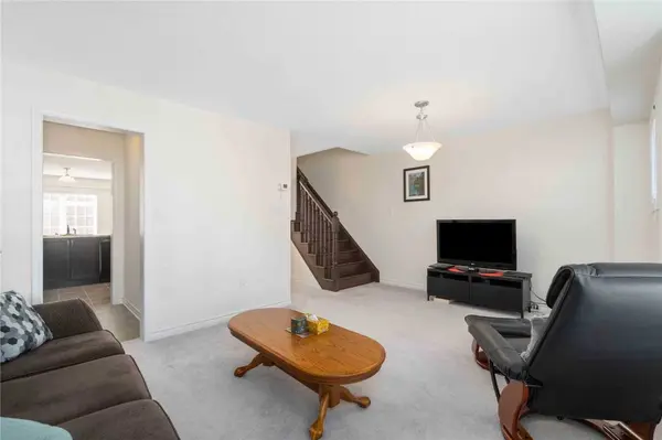 Brampton, ON L7A 0A8,96 Metro CRES