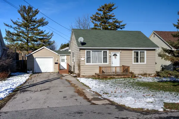 Belleville, ON K8N 1J9,110 Karl ST