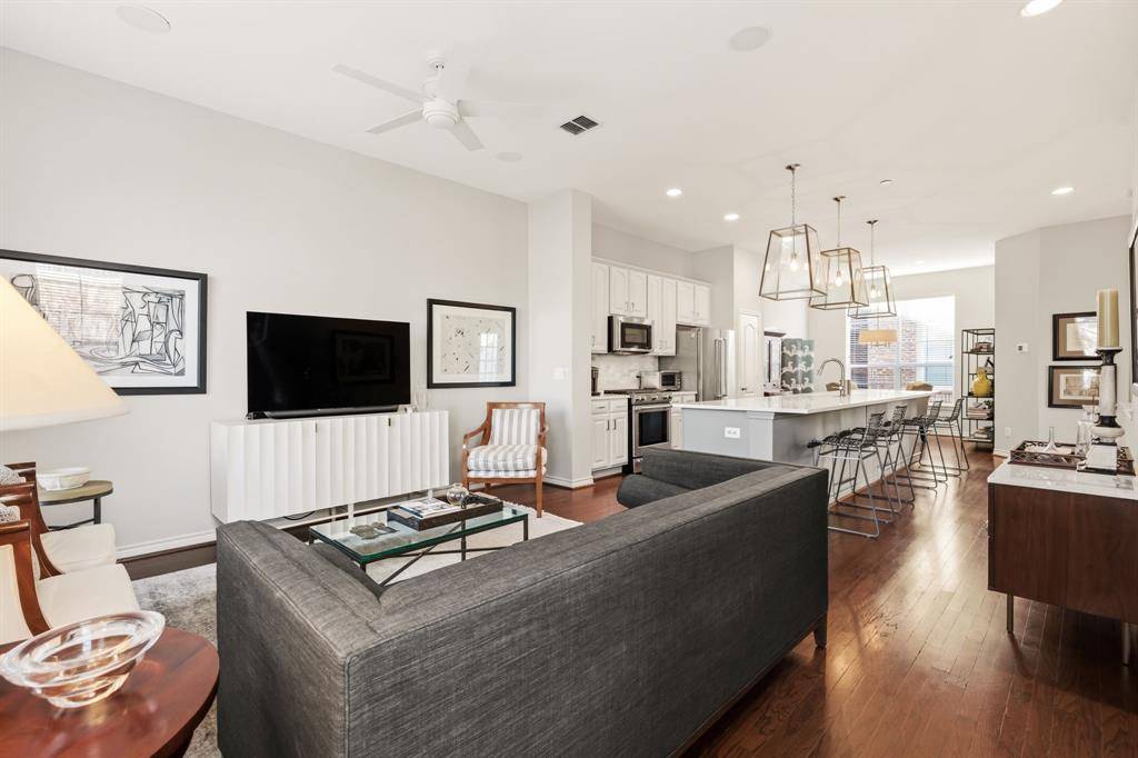 4419 Buena Vista Street #8, Dallas, TX 75205