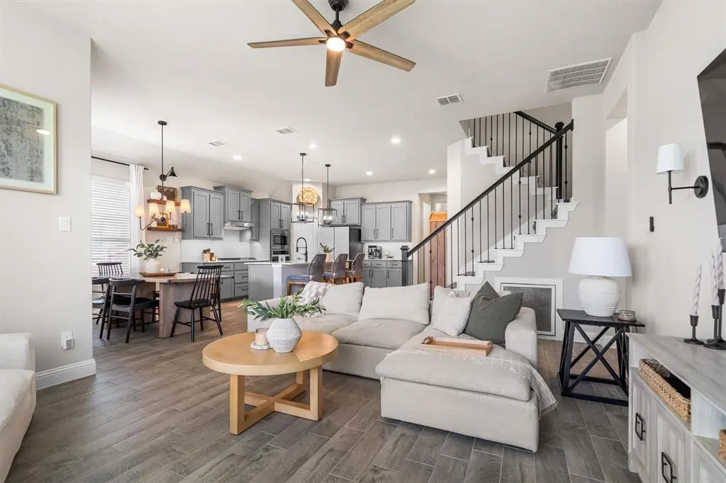 2013 Windsor Drive, Argyle, TX 76226