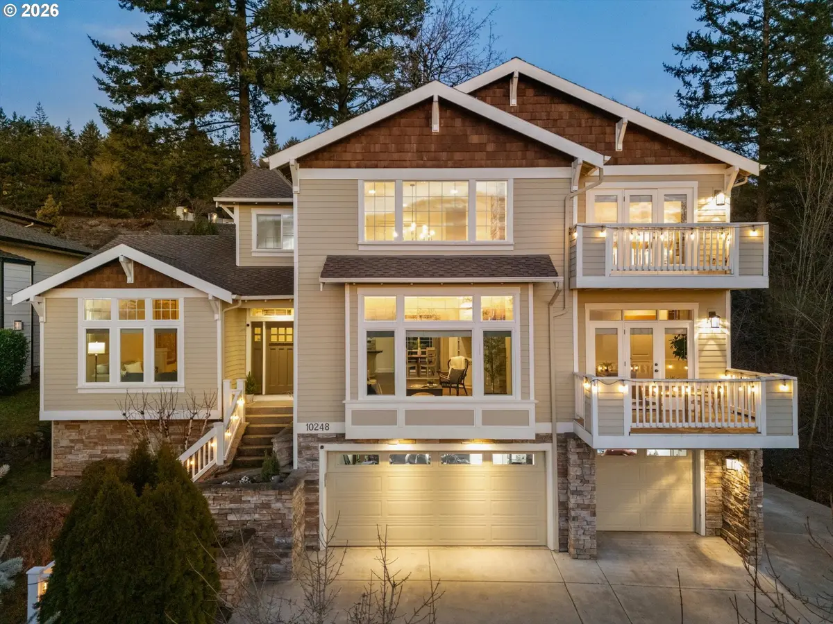 10248 SE NICOLE LOOP, Happy Valley, OR 97086