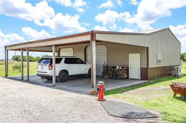 490 N Greenville Road, Nevada, TX 75173