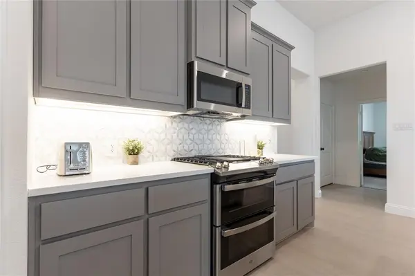 5200 Woodway Drive, Denton, TX 76226